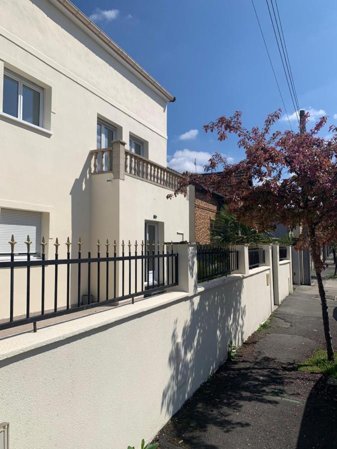 Villa Tenjin Chambre 3 Bondy Exteriér fotografie